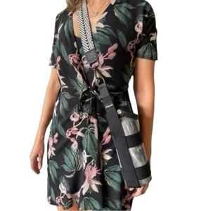 Aritzia Babaton Wallace Dress- Wrap Style Floral Dress- Size Large